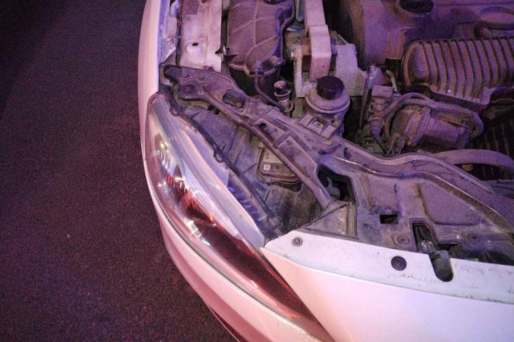Used Volvo S60 2015 S60L 2.0T Zhiyuan Edition Engine Bay Right