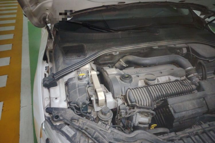 Used Volvo S60 2015 S60L T5 Intelligent Drive Edition Engine Bay Right