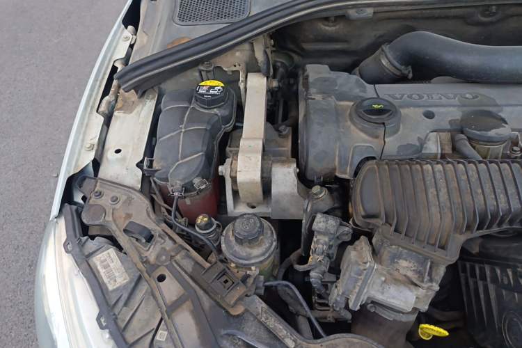 Used Volvo S60 2015 S60L T5 Intelligent Drive Edition Engine Bay Right