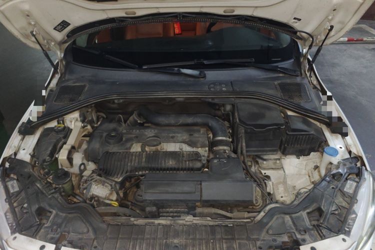 Used Volvo S60 2015 S60L T5 Intelligent Drive Edition Engine Bay
