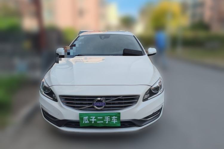 Used Volvo S60 2015 S60L 2.0T Zhiyuan Edition Front