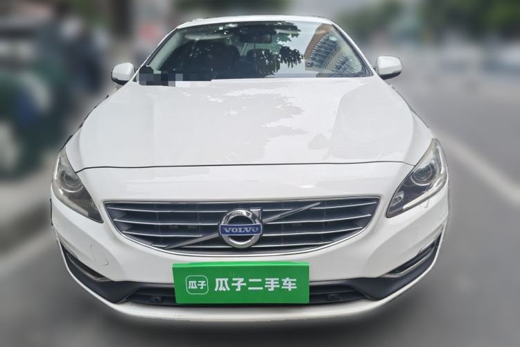 Used Volvo S60 2015 S60L 2.0T Zhiyuan Edition Front