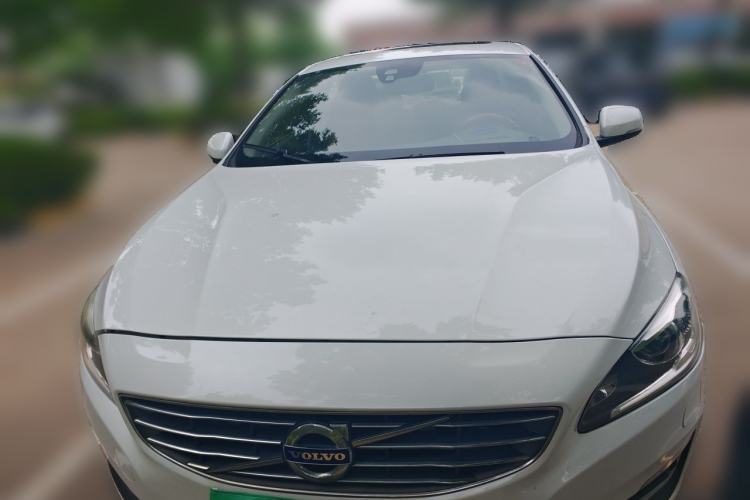 Used Volvo S60 2015 S60L 2.0T Zhiyuan Edition Front
