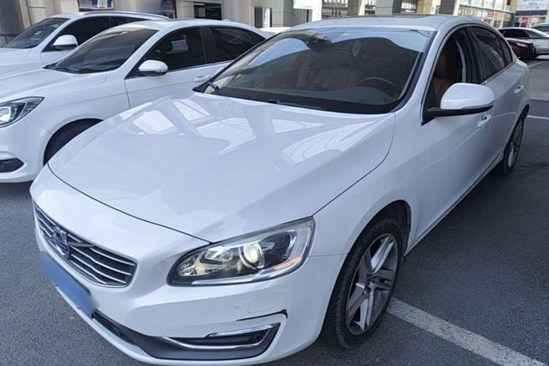 Used Volvo S60 2015 S60L T5 Intelligent Drive Edition Front Left 45 Deg