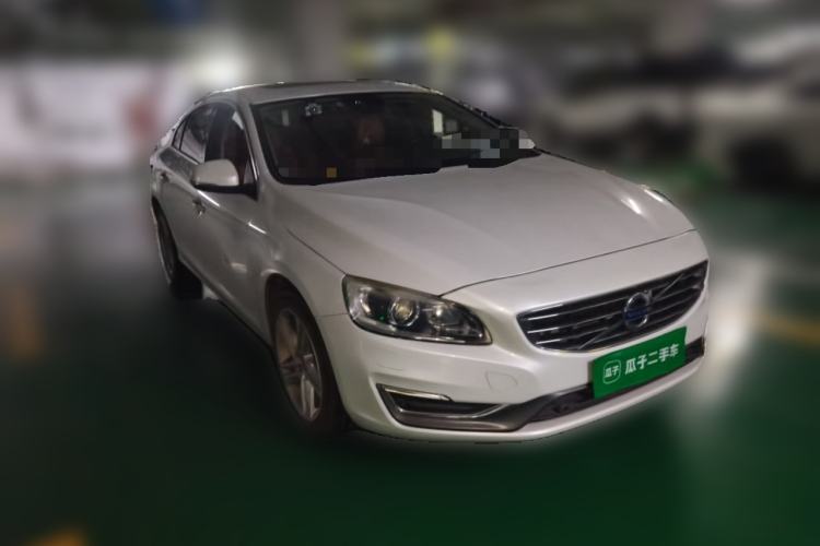 Used Volvo S60 2015 S60L T5 Intelligent Drive Edition Front Right 45 Deg