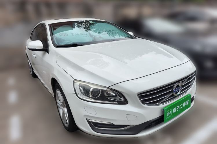 Used Volvo S60 2015 S60L T5 Intelligent Drive Edition Front Right 45 Deg