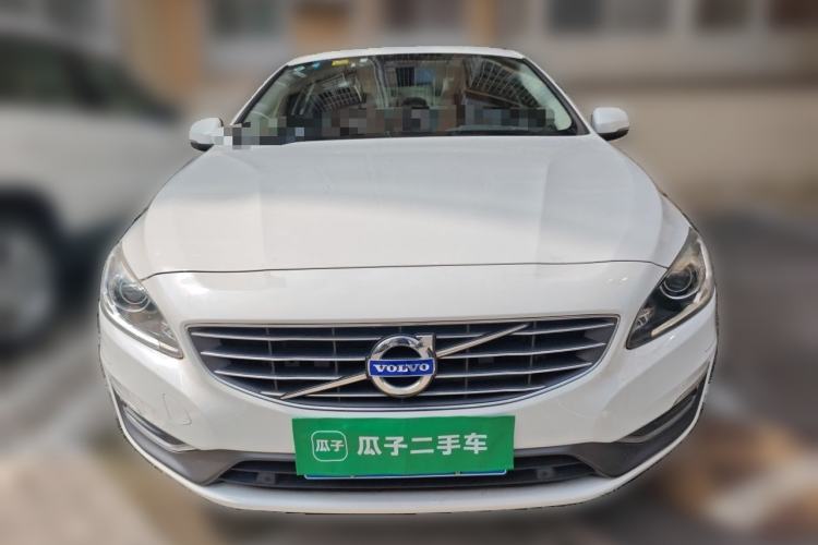 Used Volvo S60 2015 S60L 2.0T Zhiyuan Edition Front