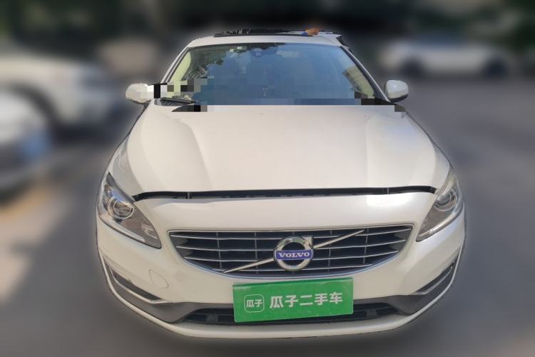 Used Volvo S60 2015 S60L 2.0T Zhiyuan Edition Front