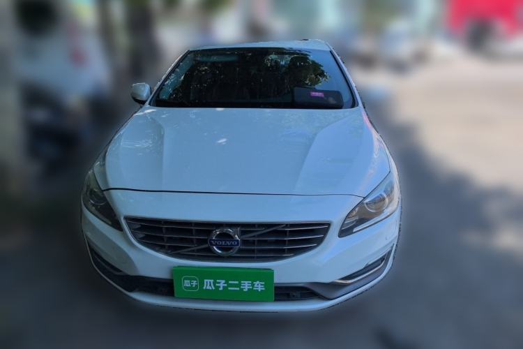 Used Volvo S60 2015 S60L 2.0T Zhiyuan Edition Front