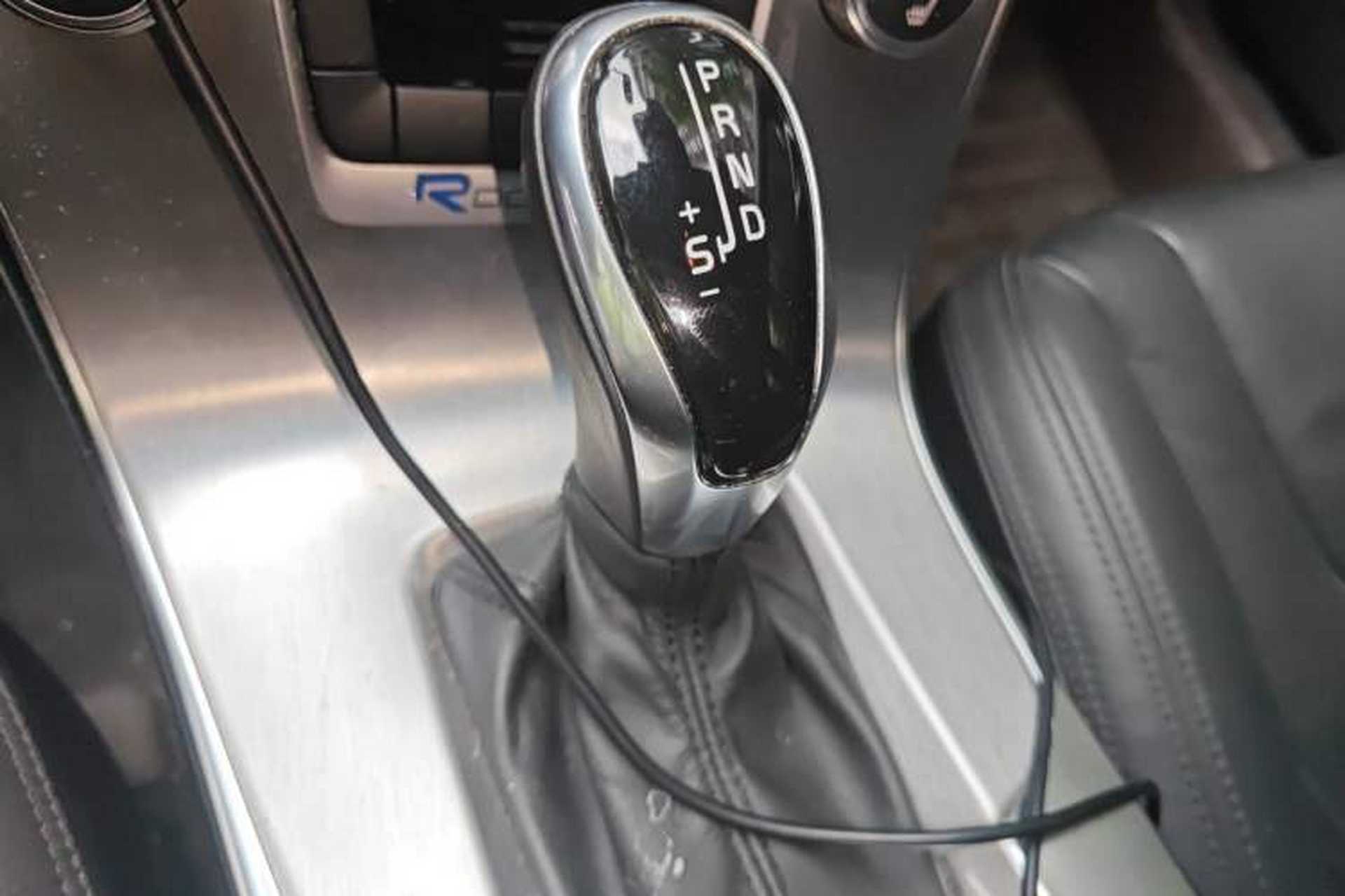 Used Volvo S60 2015 S60L 2.0T Zhiyuan Edition Gear Lever