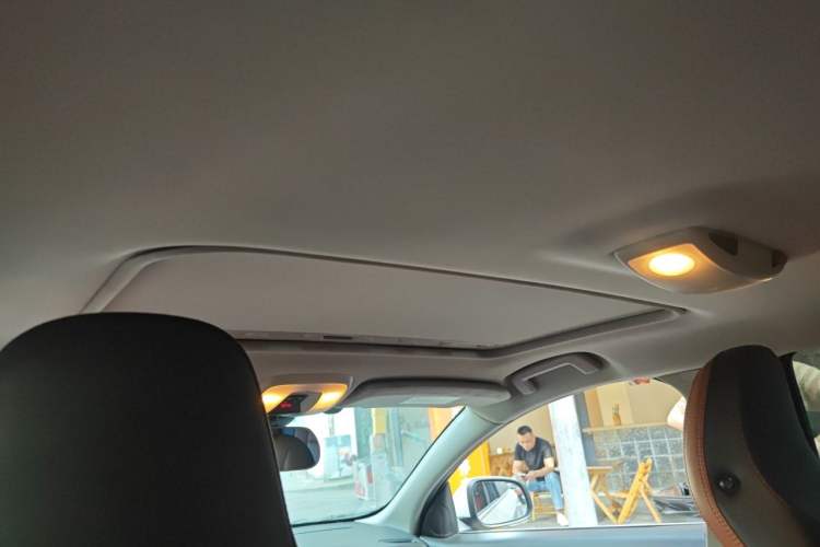 Used Volvo S60 2015 S60L 2.0T Zhiyuan Edition Headliner