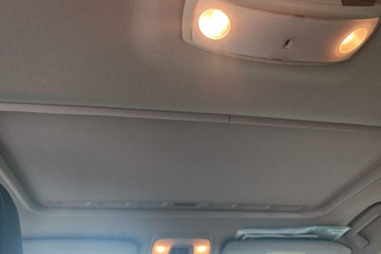 Used Volvo S60 2015 S60L 2.0T Zhiyuan Edition Headliner