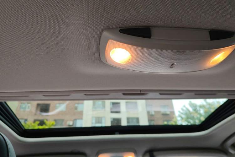 Used Volvo S60 2015 S60L 2.0T Zhiyuan Edition Headliner
