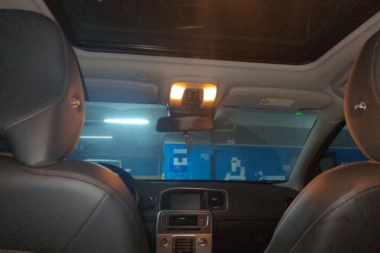 Used Volvo S60 2015 S60L 2.0T Zhiyuan Edition Headliner