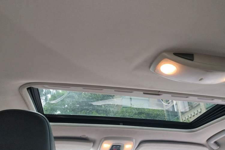 Used Volvo S60 2015 S60L 2.0T Zhiyuan Edition Headliner