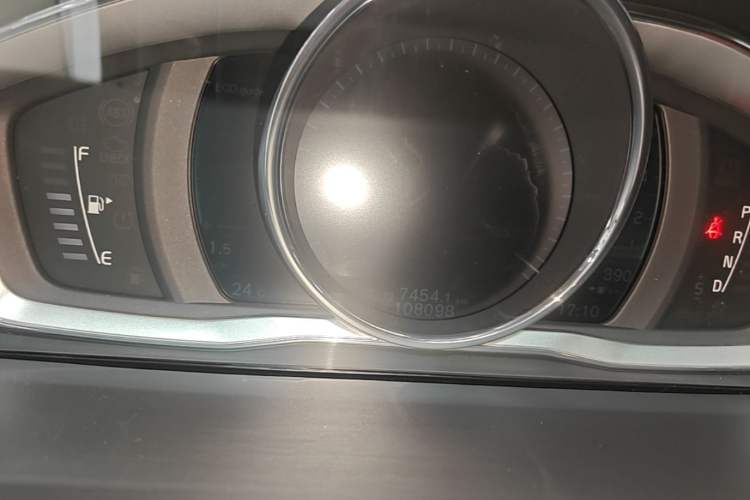 Used Volvo S60 2015 S60L T5 Intelligent Drive Edition Instrument Cluster