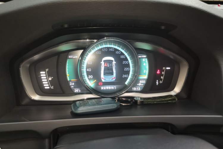Used Volvo S60 2015 S60L T5 Intelligent Drive Edition Instrument Cluster