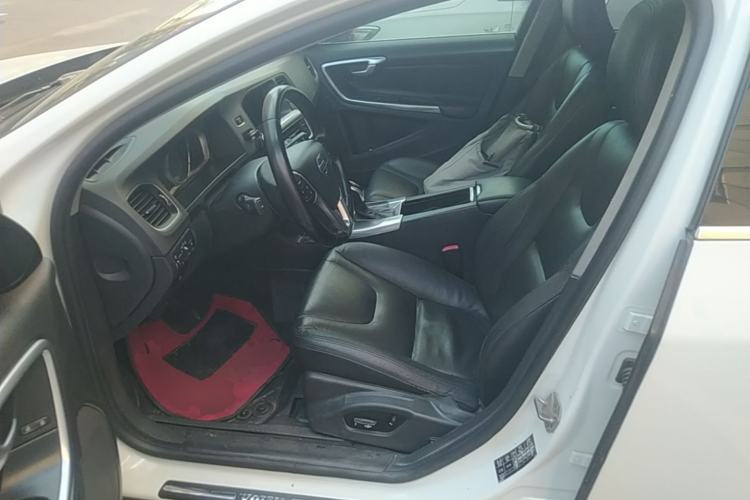 Used Volvo S60 2015 S60L T5 Intelligent Drive Edition Left Front Seat