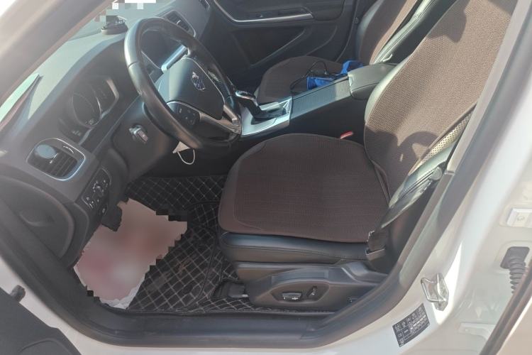 Used Volvo S60  Left Front Seat