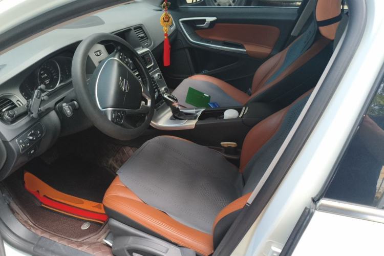 Used Volvo S60 2015 S60L 2.0T Zhiyuan Edition Left Front Seat