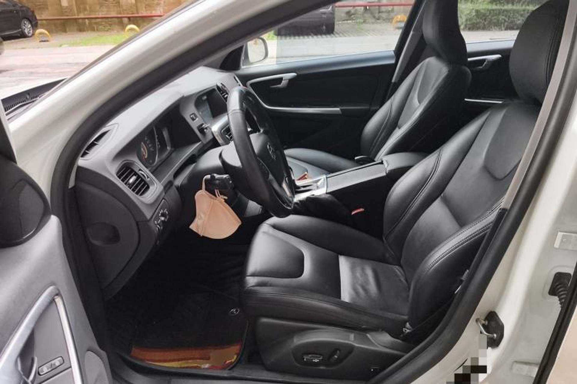Used Volvo S60 2015 S60L 2.0T Zhiyuan Edition Left Front Seat