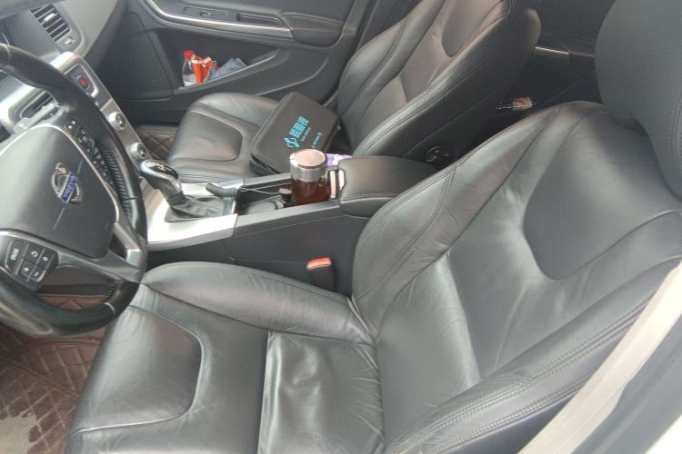 Used Volvo S60 2015 S60L 2.0T Zhiyuan Edition Left Front Seat