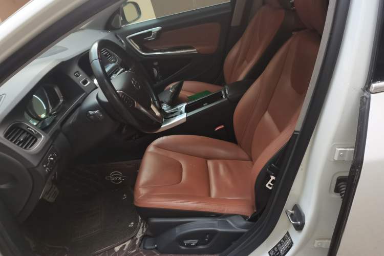 Used Volvo S60 2015 S60L T5 Intelligent Drive Edition Left Front Seat
