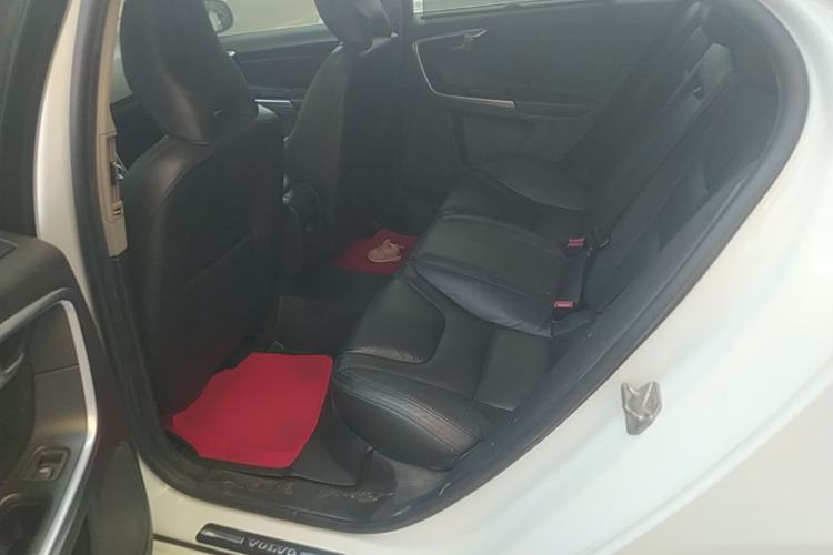 Used Volvo S60 2015 S60L T5 Intelligent Drive Edition Left Rear Seat