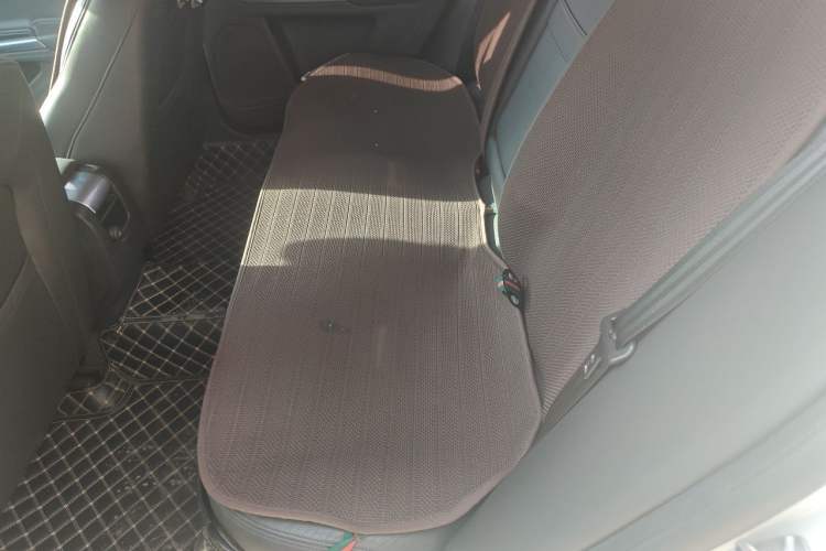Used Volvo S60  Left Rear Seat