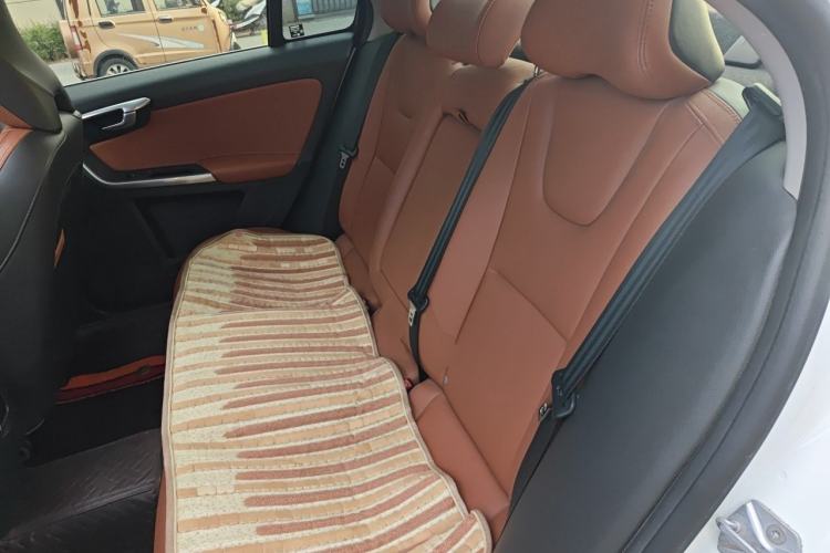 Used Volvo S60 2015 S60L 2.0T Zhiyuan Edition Left Rear Seat