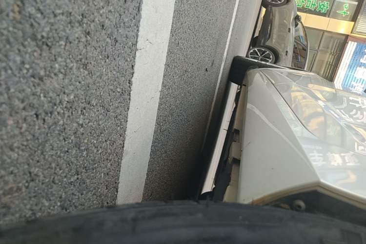 Used Volvo S60 2015 S60L T5 Intelligent Drive Edition Left Side Sill