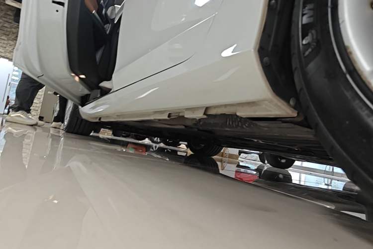 Used Volvo S60 2015 S60L T5 Intelligent Drive Edition Left Side Sill