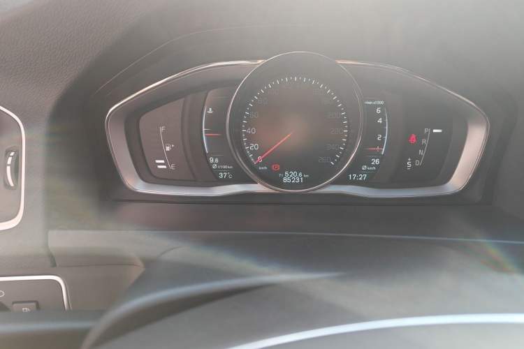 Used Volvo S60  Odometer Close Up