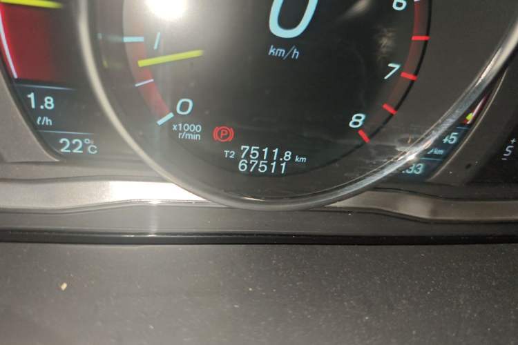 Used Volvo S60 2015 S60L T5 Intelligent Drive Edition Odometer Close Up