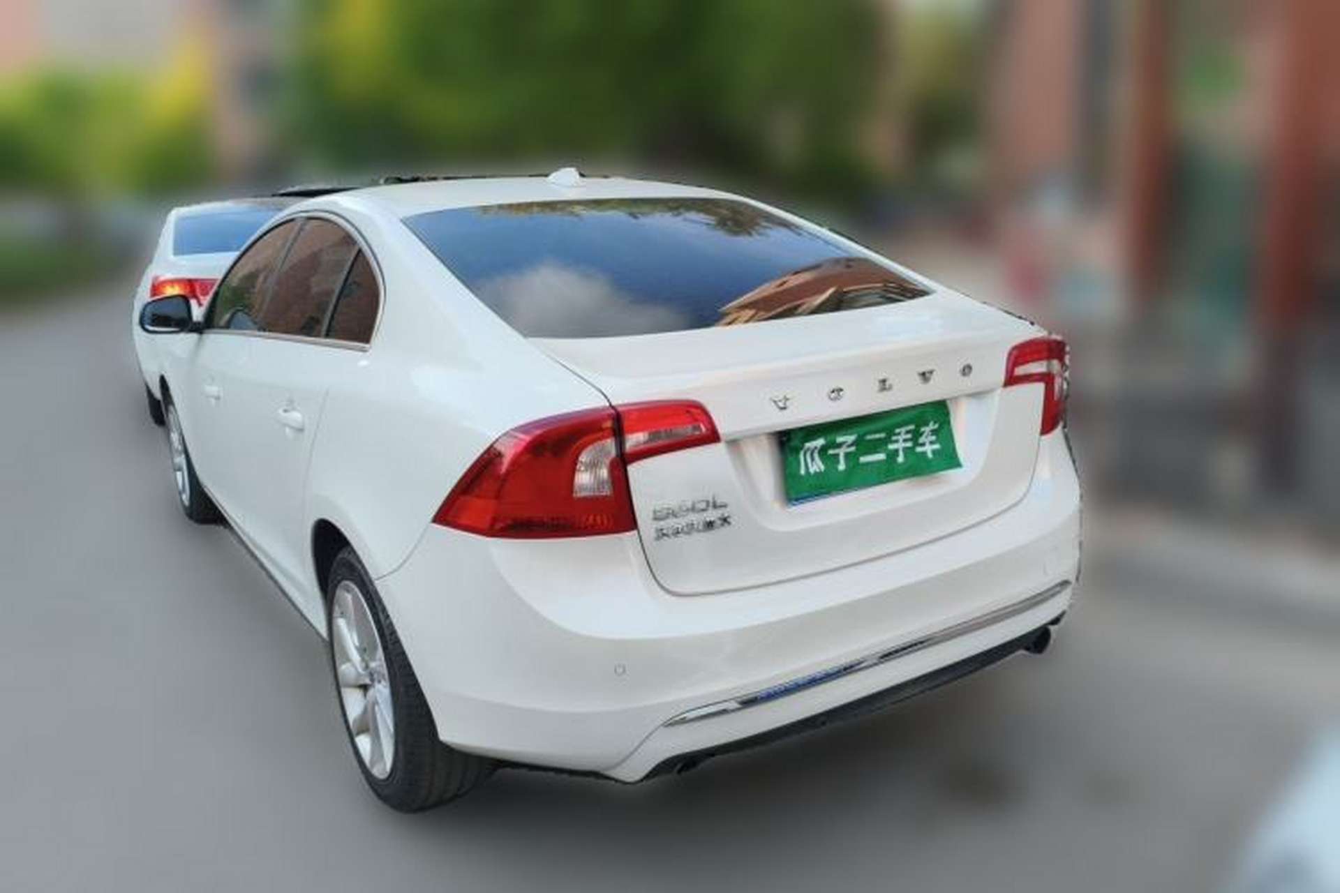Used Volvo S60 2015 S60L 2.0T Zhiyuan Edition Rear Left 45 Deg