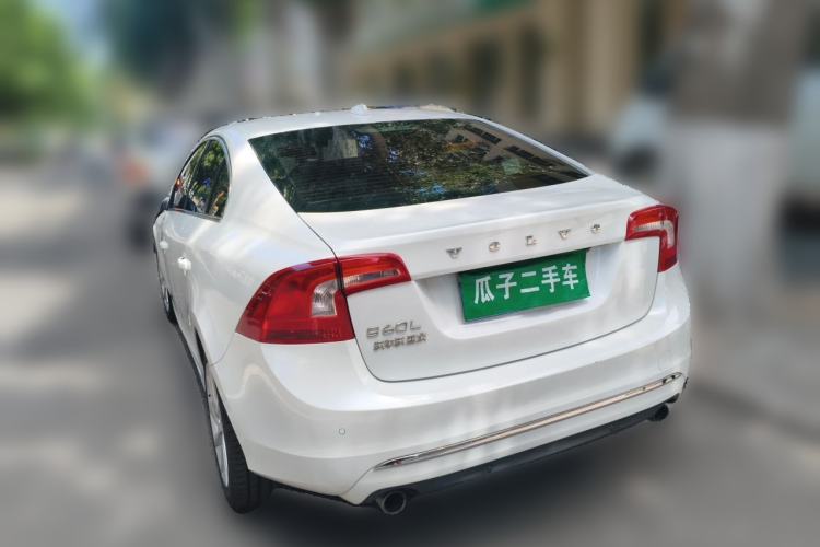 Used Volvo S60 2015 S60L 2.0T Zhiyuan Edition Rear Left 45 Deg