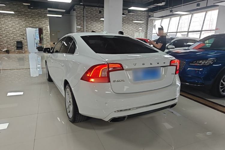 Used Volvo S60 2015 S60L T5 Intelligent Drive Edition Rear Left 45 Deg