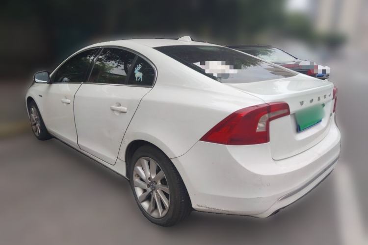 Used Volvo S60 2015 S60L 2.0T Zhiyuan Edition Rear Left 45 Deg