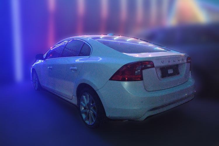 Used Volvo S60 2015 S60L 2.0T Zhiyuan Edition Rear Left 45 Deg