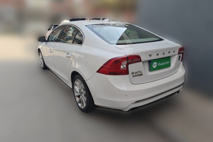 Used Volvo S60 2015 S60L 2.0T Zhiyuan Edition Rear Left 45 Deg
