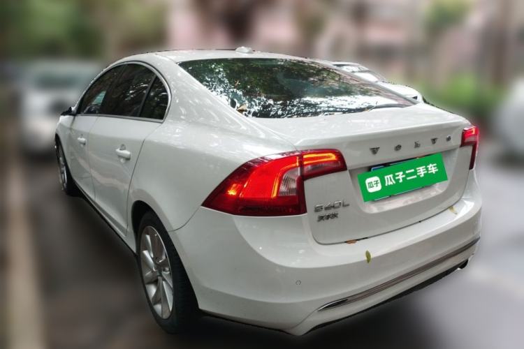 Used Volvo S60 2015 S60L 2.0T Zhiyuan Edition Rear Left 45 Deg