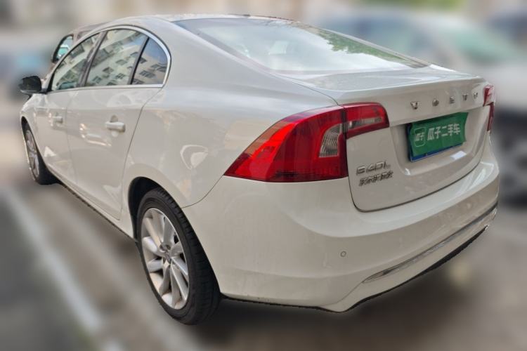 Used Volvo S60 2015 S60L 2.0T Zhiyuan Edition Rear Left 45 Deg