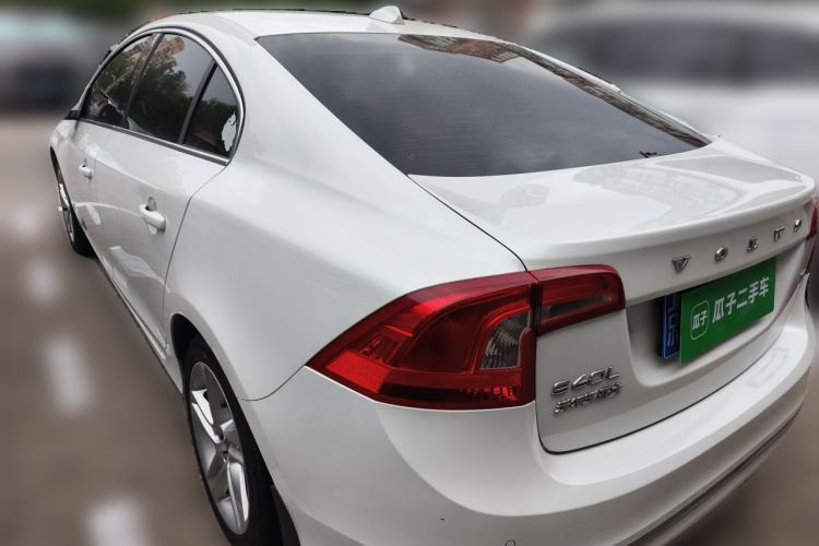 Used Volvo S60 2015 S60L T5 Intelligent Drive Edition Rear Left 45 Deg