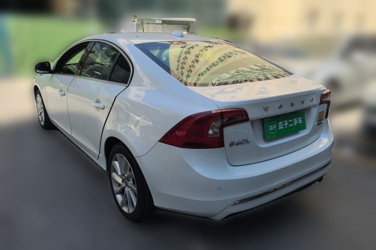 Used Volvo S60 2015 S60L 2.0T Zhiyuan Edition Rear Left 45 Deg