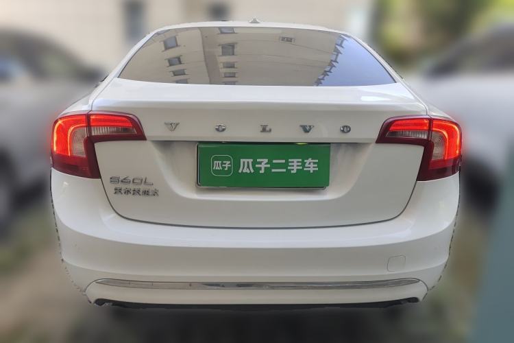 Used Volvo S60 2015 S60L 2.0T Zhiyuan Edition Rear