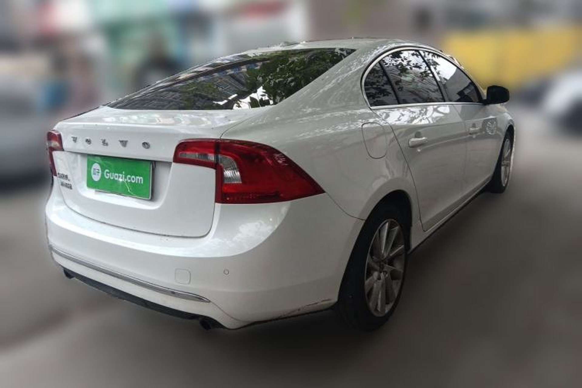 Used Volvo S60 2015 S60L 2.0T Zhiyuan Edition Rear Right 45 Deg