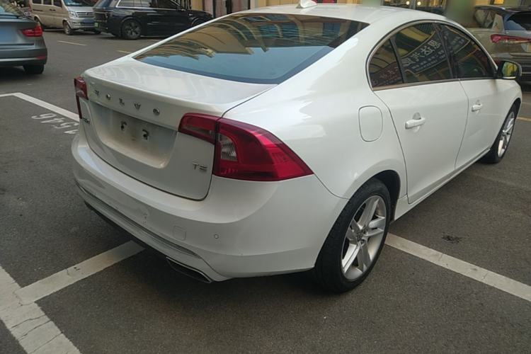 Used Volvo S60 2015 S60L T5 Intelligent Drive Edition Rear Right 45 Deg