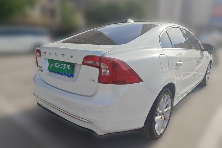 Used Volvo S60  Rear Right 45 Deg