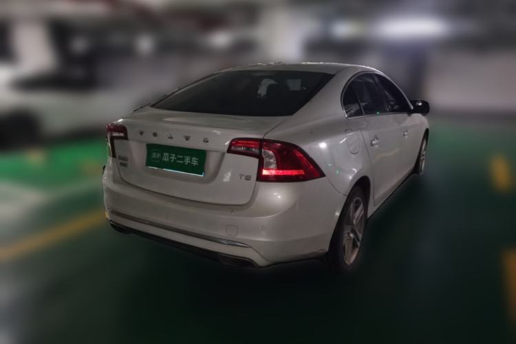 Used Volvo S60 2015 S60L T5 Intelligent Drive Edition Rear Right 45 Deg
