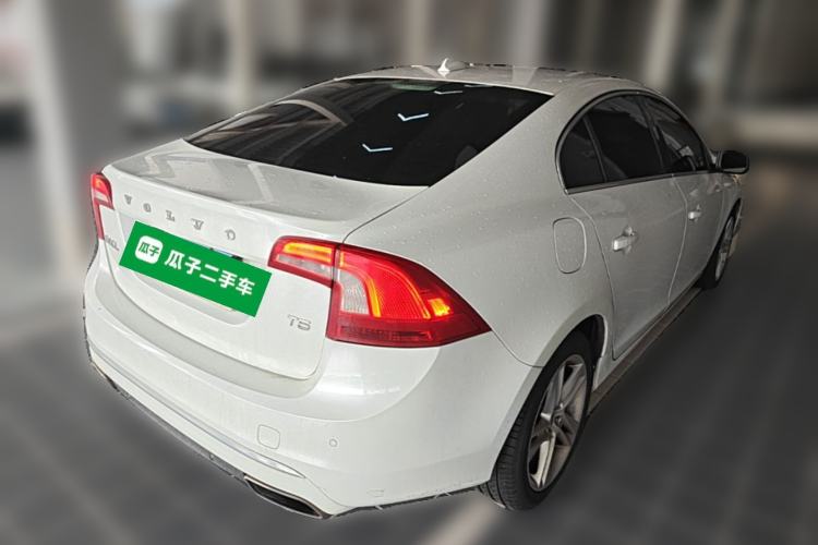 Used Volvo S60 2015 S60L T5 Intelligent Drive Edition Rear Right 45 Deg
